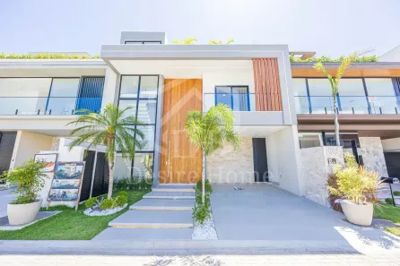 Casa de Condomínio com 4 Quartos à venda, 350m² no Recreio dos Bandeirantes, Rio de Janeiro