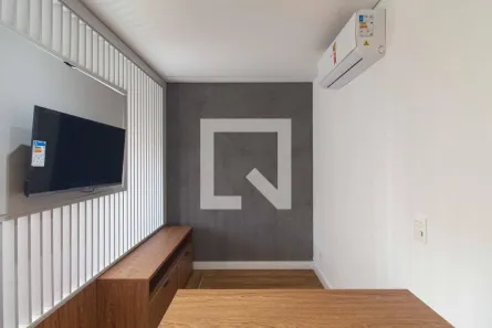 Kitnet com 1 Quarto à venda, 28m² no Vila Firmiano Pinto, São Paulo