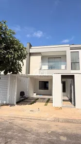 Casa de Condomínio com 3 Quartos à venda, 135m² no Bicanga, Serra