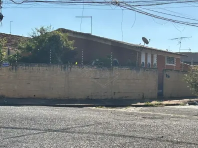 Casa com 3 Quartos à venda, 187m² no Jardim Europa (Vila Xavier), Araraquara