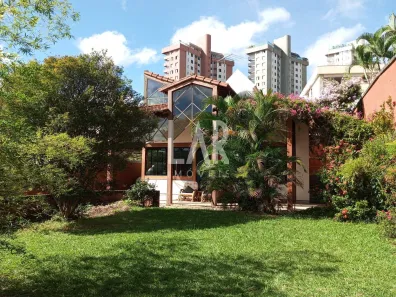 Casa com 3 Quartos à venda, 217m² no Luxemburgo, Belo Horizonte
