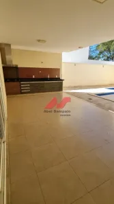 Casa de Condomínio com 3 Quartos para alugar, 250m² no Residencial Villa Lobos, Bauru
