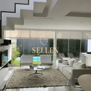 Casa com 3 Quartos para alugar, 250m² no Centro, Balneário Camboriú