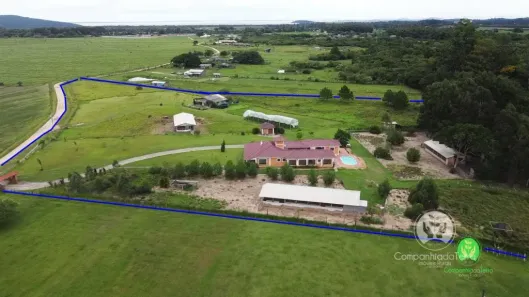 Fazenda/Sítio com 4 Quartos à venda, 40000m² no Itapuã, Viamão