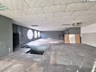 Ponto Comercial para alugar, 220m² no Jardim Botânico, Ribeirão Preto