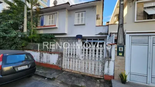 Casa com 3 Quartos para alugar, 140m² no Encruzilhada, Santos