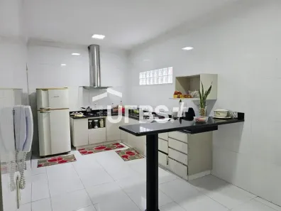 Casa com 3 Quartos à venda, 100m² no Jardim América, Goiânia