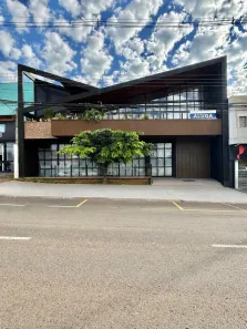 Prédio Comercial para alugar, 499m² no Conjunto Habitacional Inocente Vila Nova Júnior, Maringá