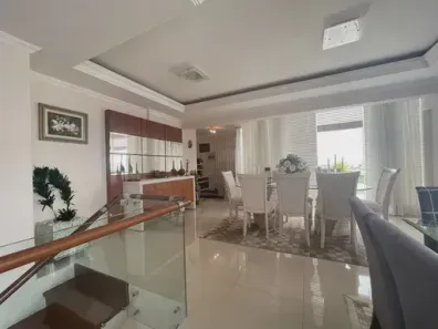 Cobertura com 3 Quartos à venda, 184m² no Bucarein, Joinville