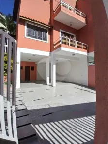 Sobrado com 3 Quartos à venda, 227m² no Vila São Silvestre, São Paulo