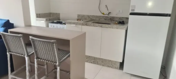 Apartamento com 1 Quarto para alugar, 35m² no Zona 03, Maringá