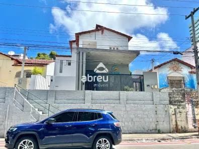 Casa com 3 Quartos para alugar, 288m² no Petrópolis, Natal