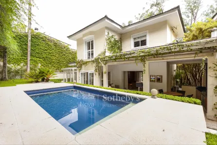 Casa de Condomínio com 4 Quartos à venda, 440m² no Jardim Leonor, São Paulo