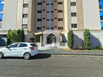 Apartamento com 3 Quartos para alugar, 104m² no Osvaldo Rezende, Uberlândia