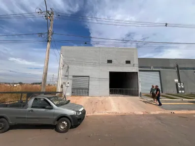Galpão/Depósito/Armazém com 1 Quarto para alugar, 250m² no Residencial San Marino, Goiânia