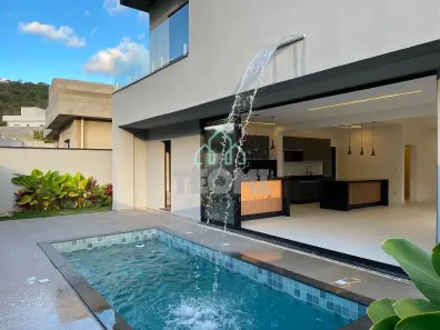 Sobrado com 4 Quartos à venda, 270m² no Itapecirica, Taubaté