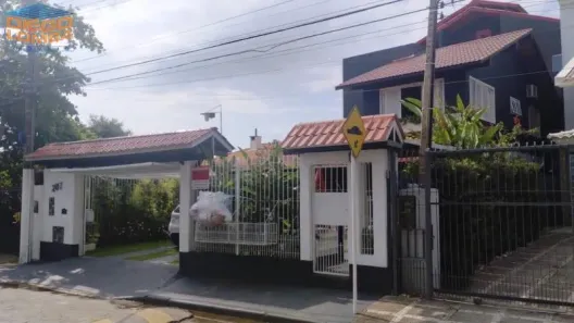 Imóvel Comercial com 14 Quartos à venda, 400m² no Ponta das Canas, Florianópolis