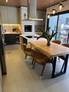 Casa de Condomínio com 4 Quartos à venda, 140m² no Bosque dos Buritis, Uberlândia
