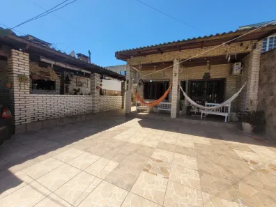 Casa com 4 Quartos à venda, 100m² no Restinga, Porto Alegre