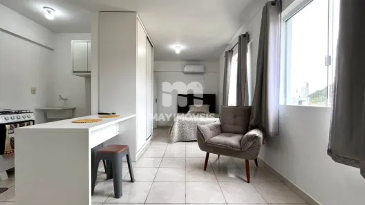 Apartamento com 1 Quarto para alugar, 30m² no Centro, Itajaí
