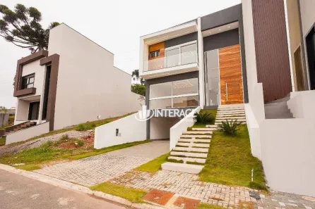 Casa com 3 Quartos à venda, 350m² no Santa Cândida, Curitiba