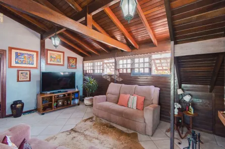 Casa com 4 Quartos à venda, 328m² no Serraria, Porto Alegre