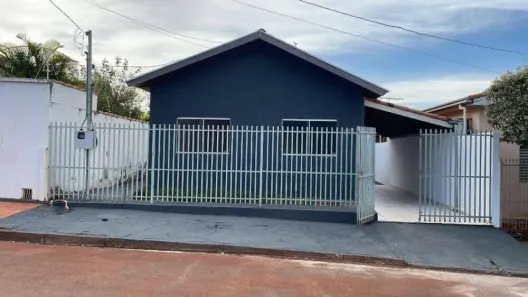 Casa com 3 Quartos à venda, 143m² no Vila Pernanbuco, Cassilândia