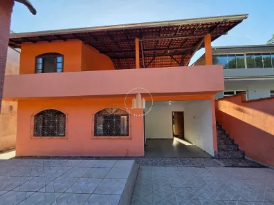 Casa com 4 Quartos à venda, 200m² no Fazenda Santo Antônio, São José