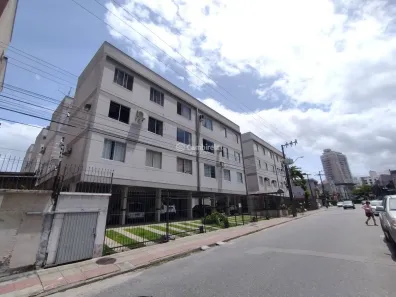 Apartamento com 2 Quartos à venda, 64m² no Campinas, São José