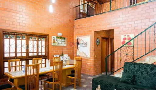 Casa com 3 Quartos à venda, 280m² no Vila Carrão, São Paulo