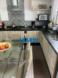 Casa com 2 Quartos à venda, 200m² no Vila Suíça, Santo André