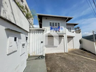Casa com 3 Quartos à venda, 160m² no Monte Verde, Poços de Caldas
