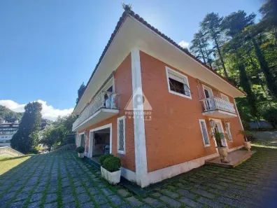 Casa com 4 Quartos à venda, 980m² no Quitandinha, Petrópolis