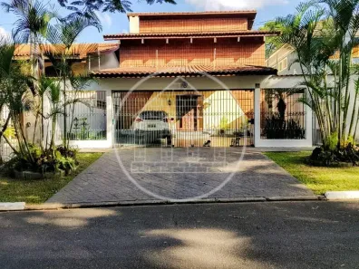 Sobrado com 3 Quartos à venda, 303m² no Interlagos, São Paulo