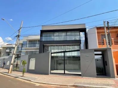 Casa com 3 Quartos à venda, 260m² no Universitário, Londrina