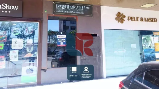 Ponto Comercial para alugar, 30m² no Presidente Kennedy, Fortaleza
