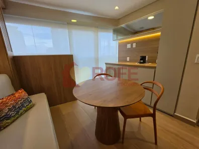 Apartamento com 1 Quarto para alugar, 32m² no Santo Amaro, São Paulo