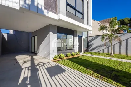 Sobrado com 3 Quartos à venda, 152m² no Vista Alegre, Curitiba