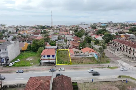 Lote/Terreno à venda, 360m² no Itapema do Norte, Itapoá