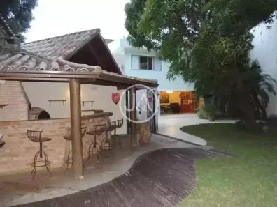 Casa com 3 Quartos para venda ou aluguel, 600m² no Jardim Botânico, Rio de Janeiro