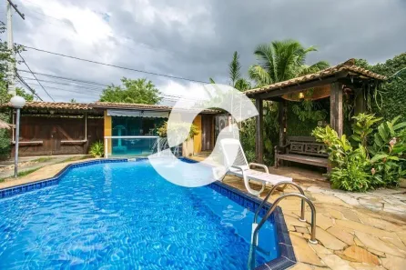 Casa com 4 Quartos à venda, 248m² no Maravista, Niterói