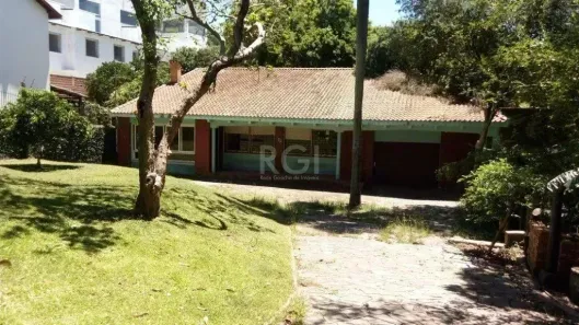 Casa com 2 Quartos à venda, 245m² no Teresópolis, Porto Alegre