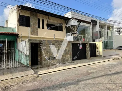 Casa com 5 Quartos à venda, 400m² no Treze de Julho, Aracaju