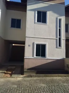 Casa de Condomínio com 2 Quartos para alugar, 50m² no Prefeito José Walter, Fortaleza