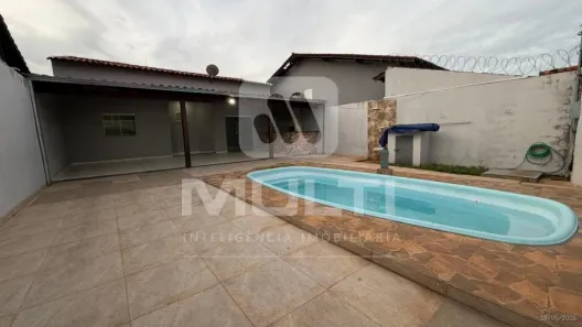 Casa com 2 Quartos à venda, 144m² no Jardim Holanda, Uberlândia