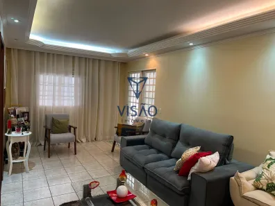 Casa com 6 Quartos à venda, 200m² no Guará II, Brasília