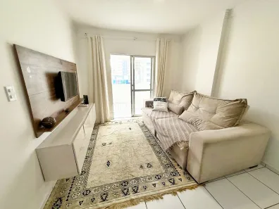 Apartamento com 2 Quartos para alugar, 70m² no Centro, Balneário Camboriú