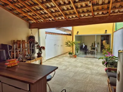 Casa com 3 Quartos à venda, 230m² no Jardim Satélite, São José dos Campos