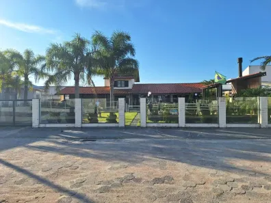 Casa com 4 Quartos à venda, 300m² no Praia do Sonho, Palhoça