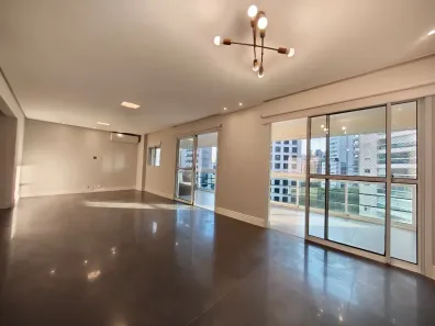 Apartamento com 3 Quartos para alugar, 139m² no Vila Olímpia, São Paulo